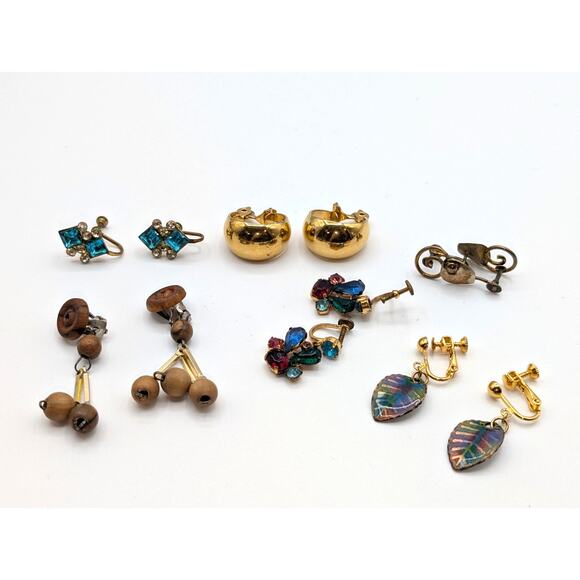 6 Pair Lot Vtg Clip On Screw Back Earrings Including Czech Monet & Gold Filled - Picture 1 of 9